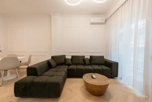 Iris Luxury Apartment