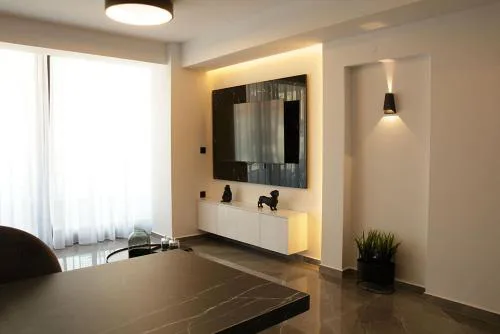 P J Luxury Suites