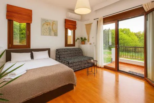 Suite Acropolis Serres With Parking Next to Center