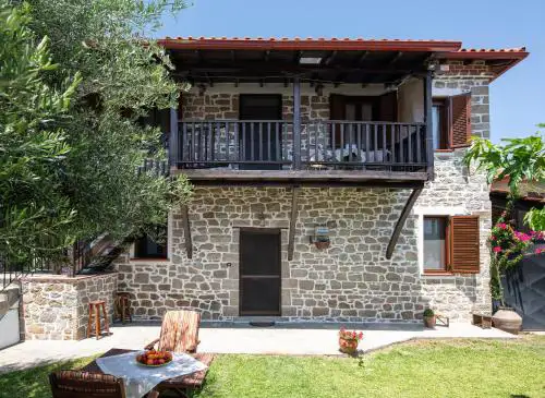 Kyr Gianni Mansion