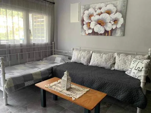 Flisvos loft by the sea