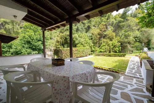 Sunny Breeze Maisonette by RentalsPro - Fourka Beach