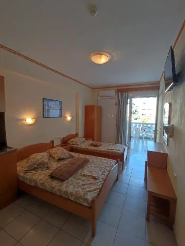 Villa Cosmos Inn