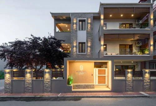 Harmonia Boutique Apartments - 150m from the Beach