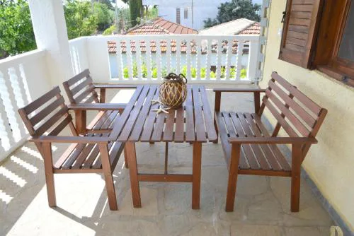 Emmanuel's Summer House