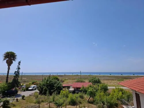 Flo Maisonette with Sea View