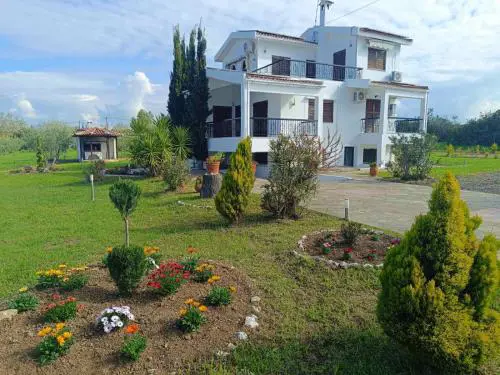 Gaia Olives Villa