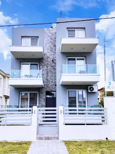 Mei's luxury apartments