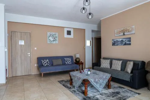 Lanari Valley House