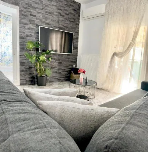 11 11 apartment,12minutes from the Aristotelous square