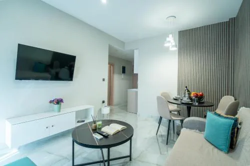 A living skg 2 Quiet Luxury