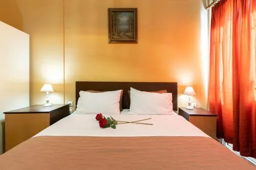 Alexandria Hotel