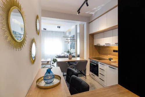 Alicia by halu! Central 2BD apartment