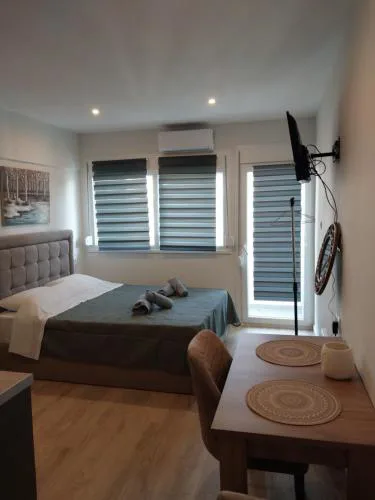 AniBo Studios & Apartments center 3861