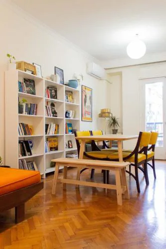 Aristotelous Square Apartment