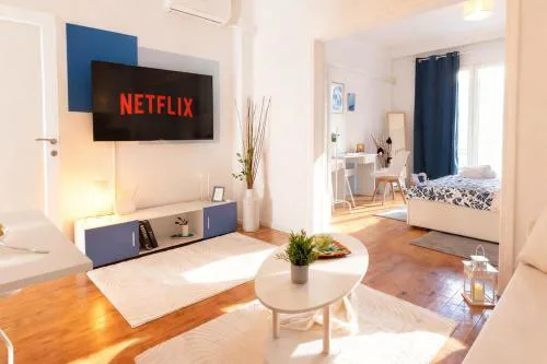 Blue Heavan - Cozy Central Apartment