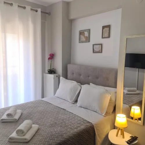 COZY GOLD #DTerra Apartments# FREE PRIVATE PARKING!!
