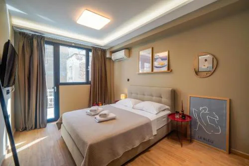 Dragoumi Suites Lydia