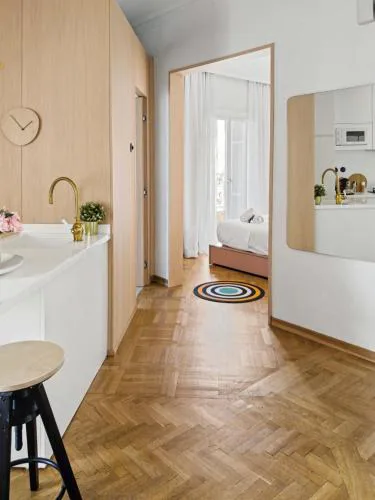 Estia Premium Apartments - Honey Paleon Patron Germanou