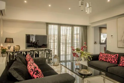 Eva's Luxurious Penthouse #Mitropoleos6