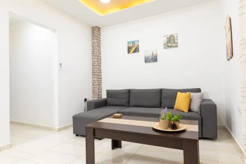 F & B Collection-Carpe Diem-Flat close to Rotunda
