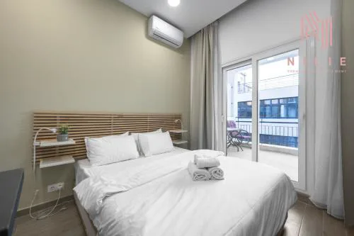 Fragkon 24, Nilie Hospitality MGMT