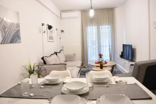 Heliconia deluxe Apt Must