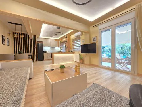 Hidden Gem - Huge Sunny Terrace - 120m2 - 1Gbps - JK 7towers