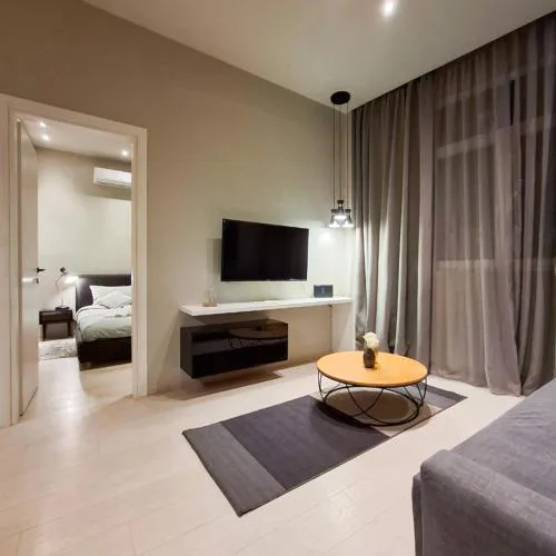 HomeBak Center SKG