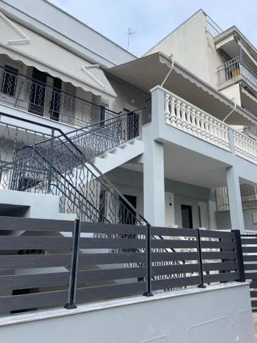 Ifos Apartments