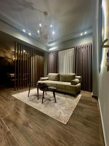 INDIVIDUALliving 4 Excellent central location! ! !