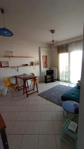 Φωτεινό κοντά στον σταθμό ΚΤΕΛ Θεσσαλονίκης