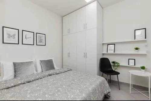 Ladadika Urban Apartment #13