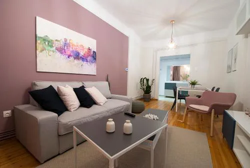 Large, Sunny, Modern apartment fully renovated, next to Agia Sofia