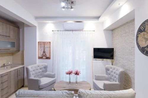 Lassani cozy and quiet, 2 bedroom apartm with spacious balcony