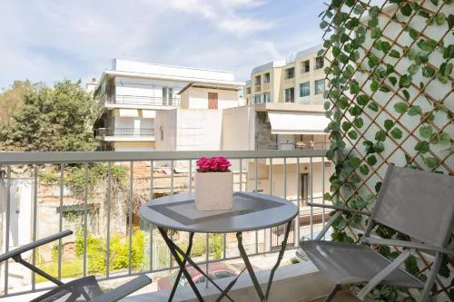 Le Plaza, Modern Escape near Thessaloniki Center