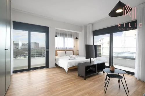 Manzzaro, Nilie Hospitality MGMT