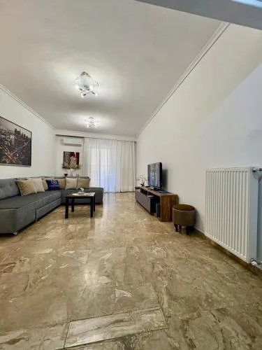 Myrsini's residents apartment with private parking