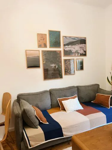 Nomas SKG Stylish Apartment