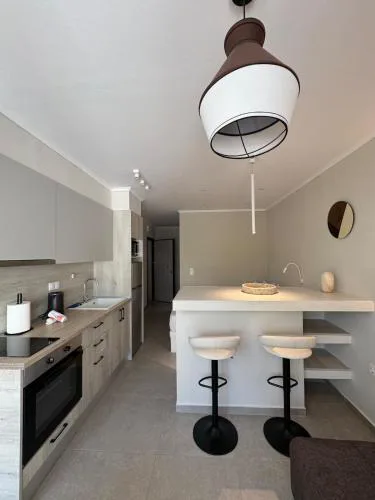 Olivia Tertseti apartment 2