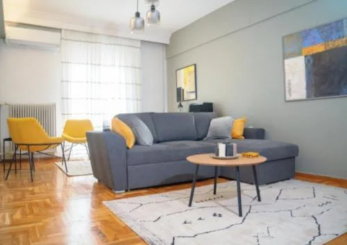 Prime location - 2 bd Boutique apartment