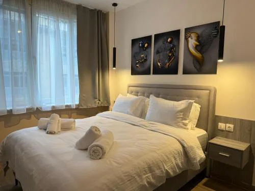 Private Mini Suite