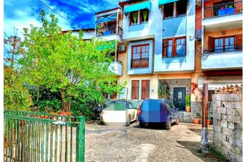 PRIVATE PARKING 2συν1 ΣΥΓΧΡΟΝΟ ΔΙΑΜΕΡΙΣΜΑ