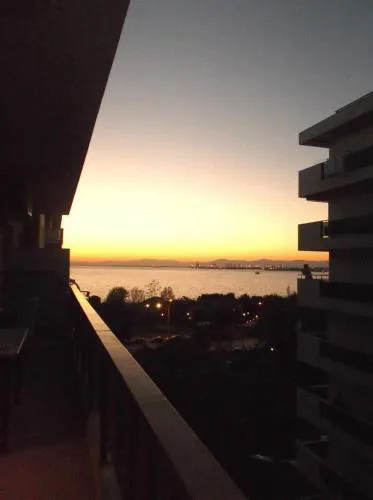 Promenade Apartment With Sea View YR1