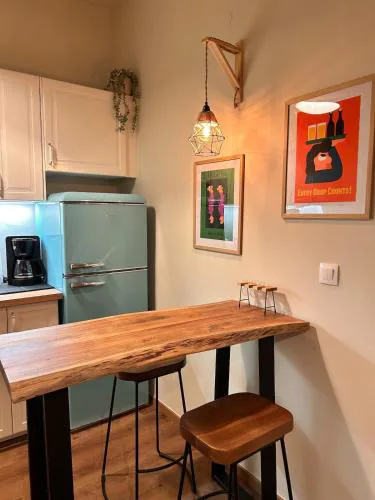 Rania's Cozy & Stylish Retreat