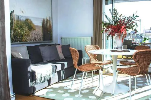 Shiny and relaxing 5th floor apartment