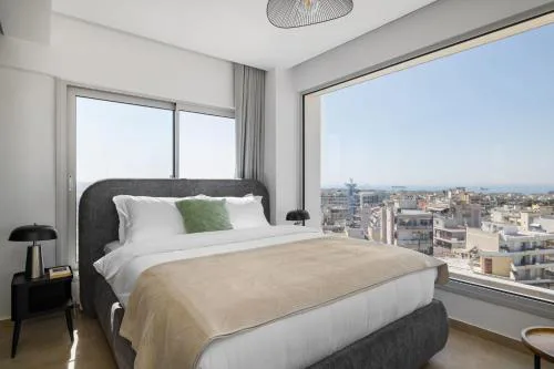 Skyline City Luxury Apartment with Stunning Terrace by BiNoBi!