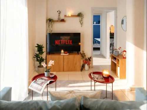 Stylish 2BR Central Apartment With Balcony