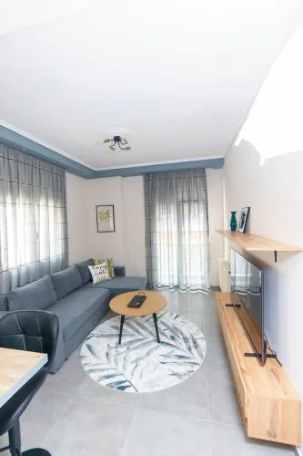 Stylish Urban Getaway by thesbnb