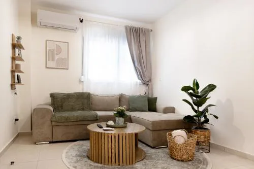 The PINE - Stylish city apartment Comfort and Cosiness for 4